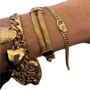 Elegant Gold Link Paddle lock Adjustable Bracelet